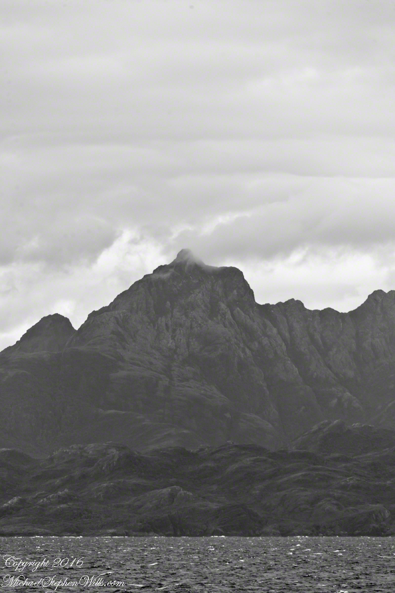 Larenas Peninsula High Ridge Close 3