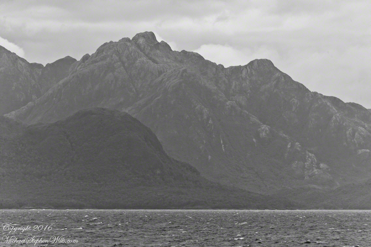 Larenas Peninsula High Ridge Closer 5