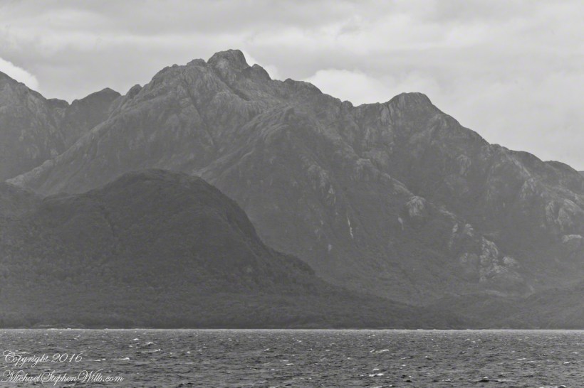 Larenas Peninsula High Ridge Closer 5