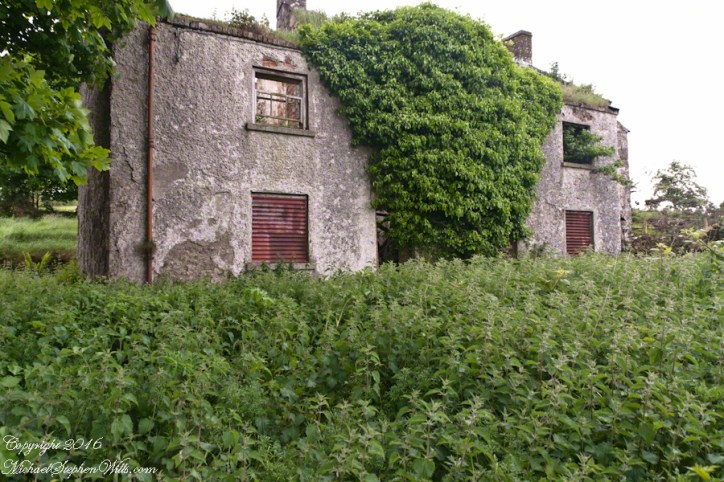 Schoolhouse Ruin stone fence– CLICK ME!!!!