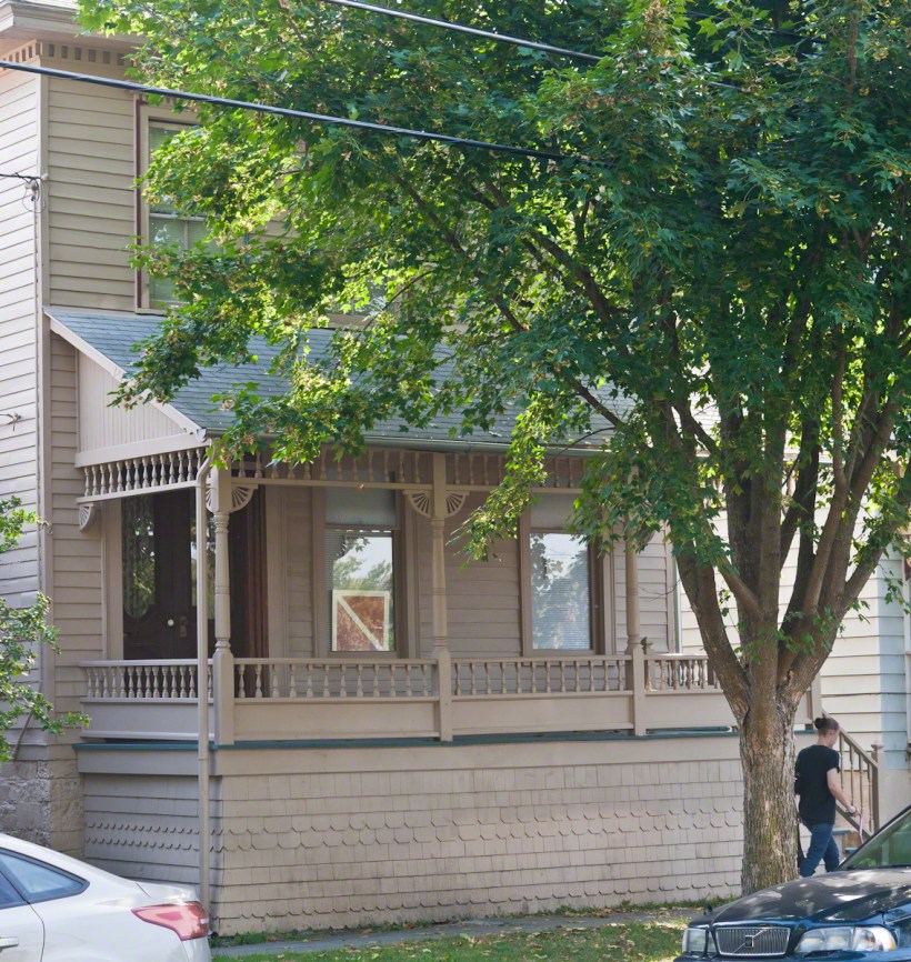 Dennis-Newton House Street Frontage