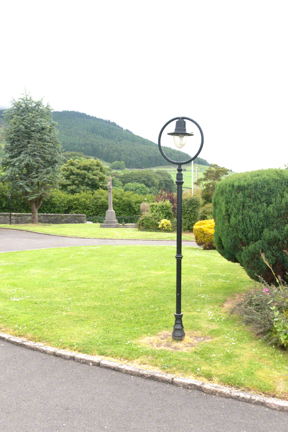 Church of Saint Michael Grounds, Lamp Post