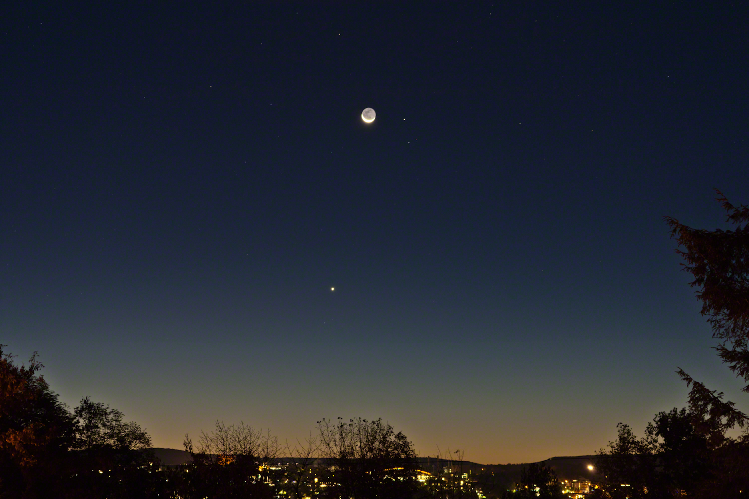 Thin Crescent with Planets, Stars, Dawn