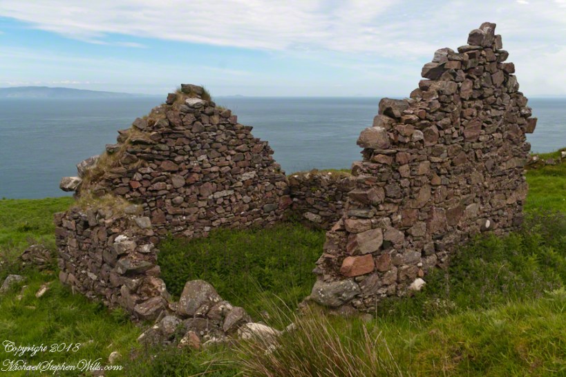 Single Room Loughan Bay Cottage – CLICK ME for my Getty Portfolio.