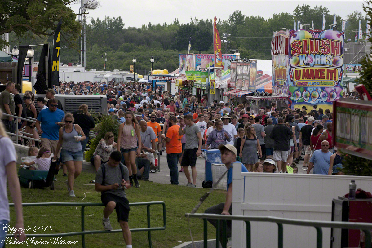 CLICK ME for my OnLine Galleries.