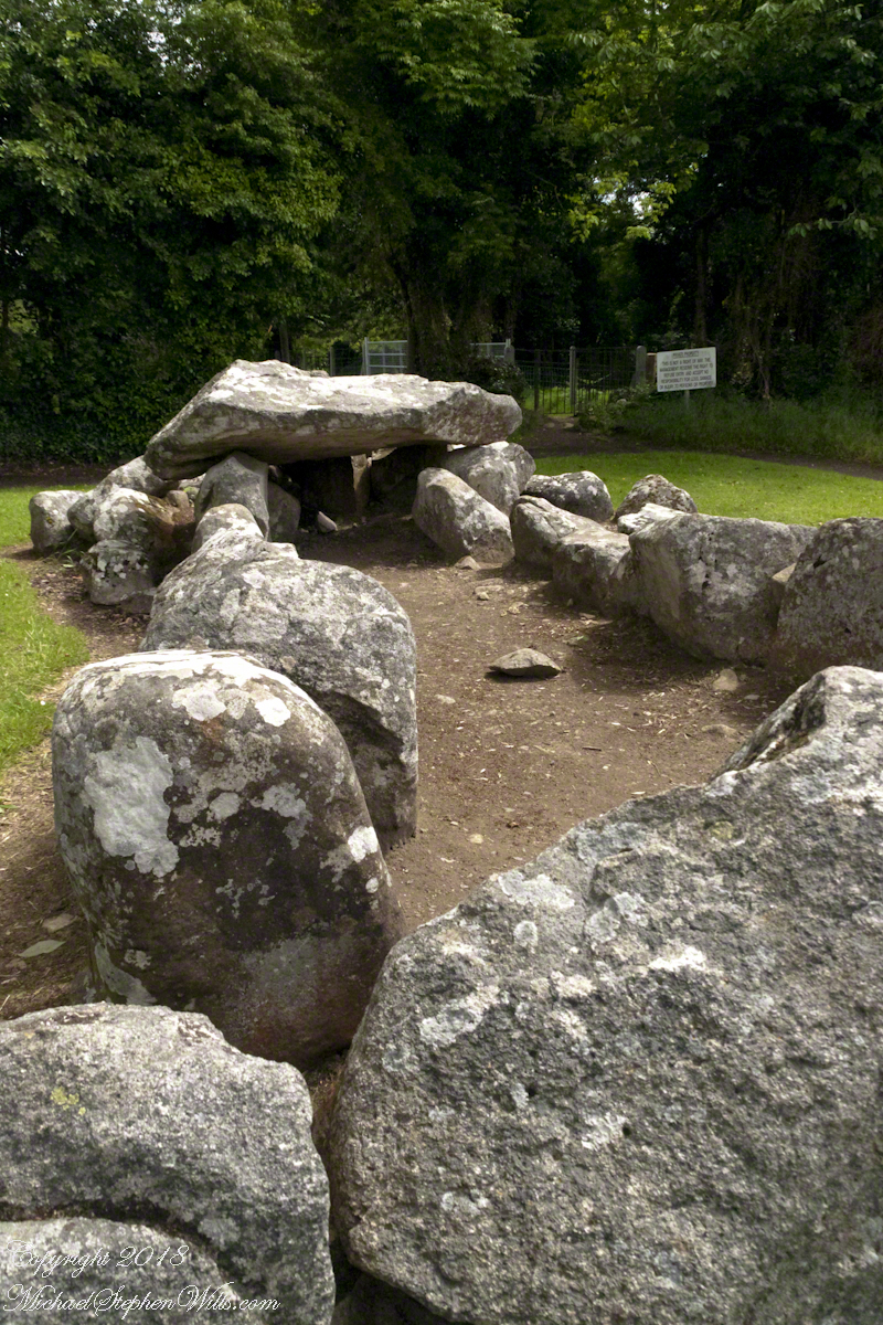 Proleek Gallery Grave