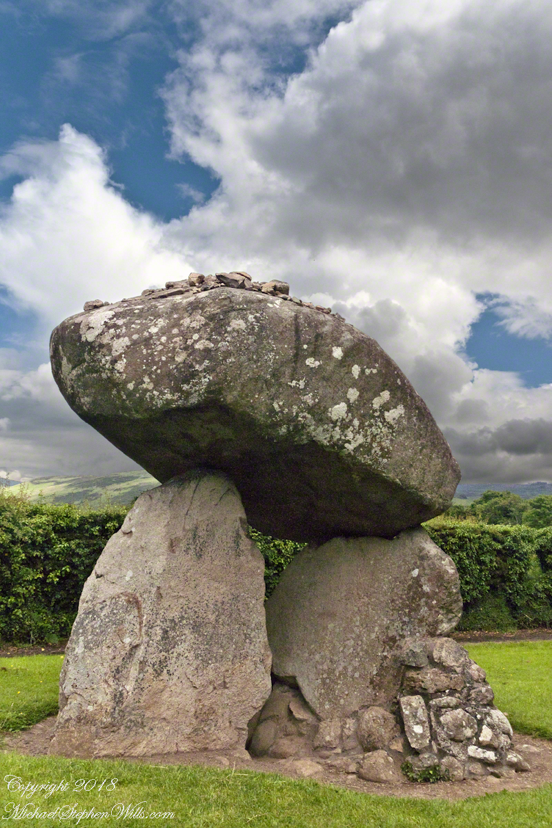 Proleek Gallery Grave