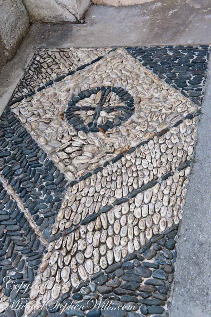 Pebble Designs in Walkway